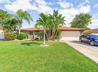 807 SE 20th Pl, Cape Coral, FL 33990