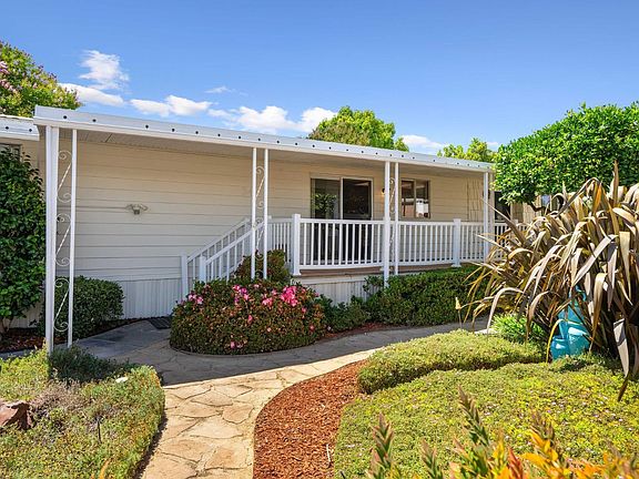2nd image of 34 Hacienda Drive