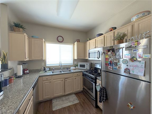 4th image of 5250 S Rainbow Blvd Unit 2081