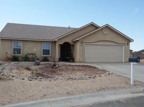 11 Mirador Ct, Los Lunas, NM 87031