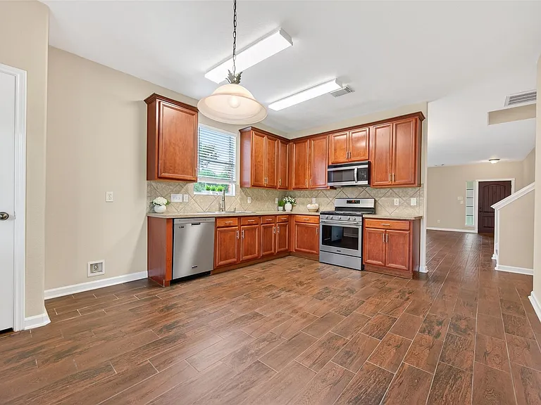 10427 Lyndon Meadows Dr — Photo 10
