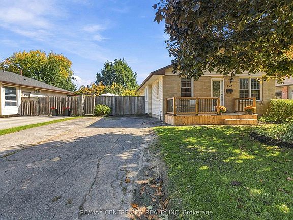 4th image of 1362 Aldersbrook Rd