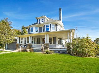 100 Prospect Ave, Flushing, NY 11363