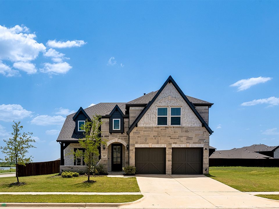 1st image of 1907 Huron Dr