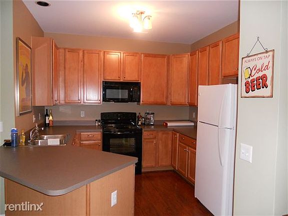 3rd image of 4102 Addington Dr #1