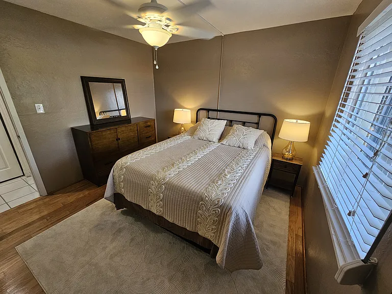 2244 Winkler Ave #108 — Photo 43