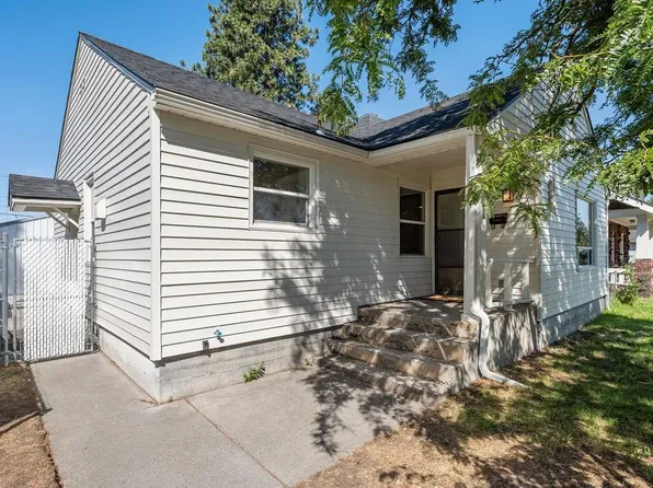 5007 N Maple St, Spokane, WA 99205