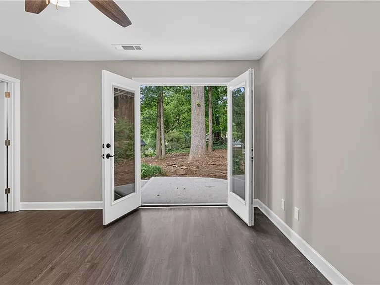 1540 Spender Dr — Photo 18