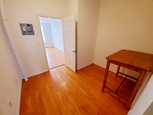 Rented by Brooklyn Property Group LLC | media 23