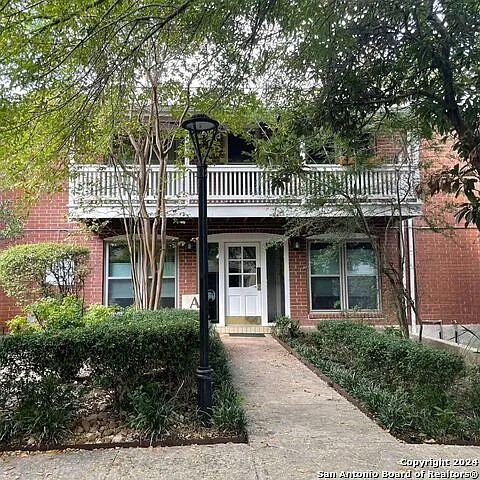 2300 Nacogdoches Rd #203A