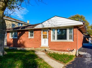 407 Catalpa Ave, Wood Dale, IL 60191