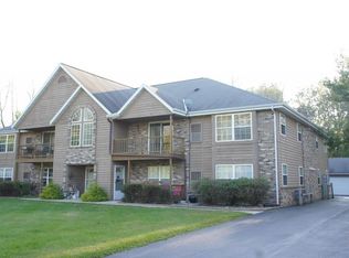 387 N Dries St, Saukville, WI 53080