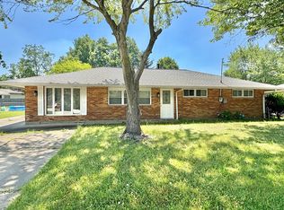 4241 Stow Rd, Stow, OH 44224