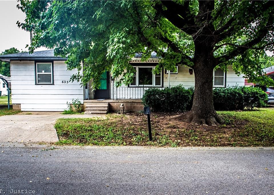 1st image of 625 East Ave