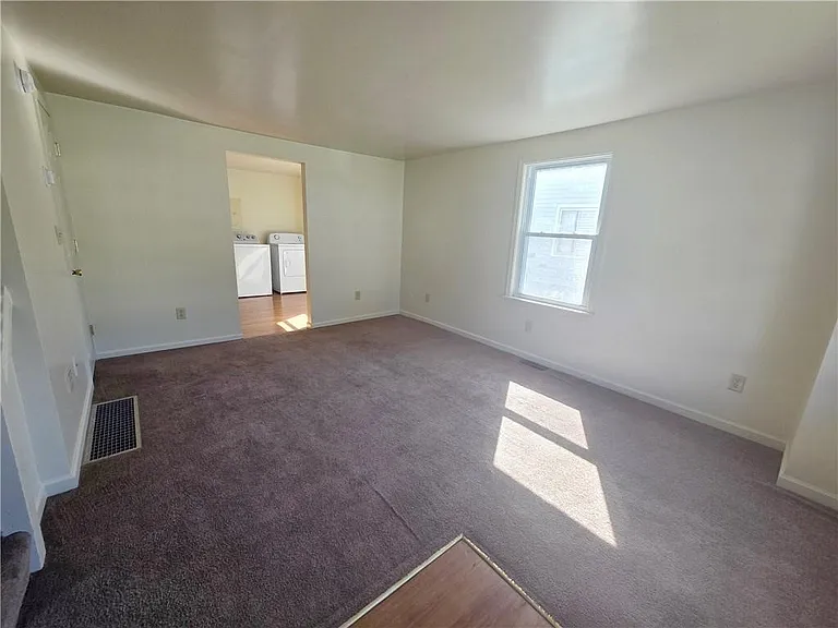 235B Allen St — Photo 9