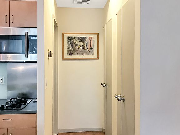 4th image of 346 E 51st St APT 2F