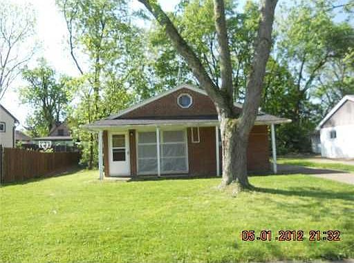 1st image of 4518 W Hillcrest Ave