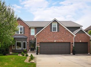 1149 SW Sunflower Dr, Lees Summit, MO 64081