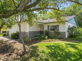 12407 Spanish Moss Dr, Hudson, FL 34667