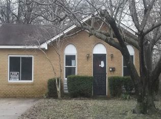 811 Mayfair Ln, Blytheville, AR 72315