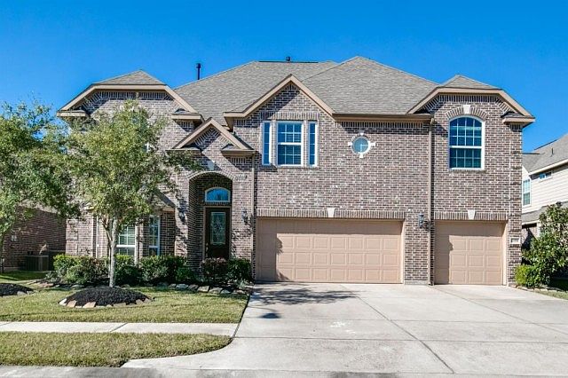 1st image of 2104 Stonewood Heights Ct