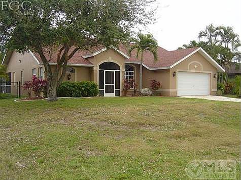 3rd image of 2127 SW 49th Ter