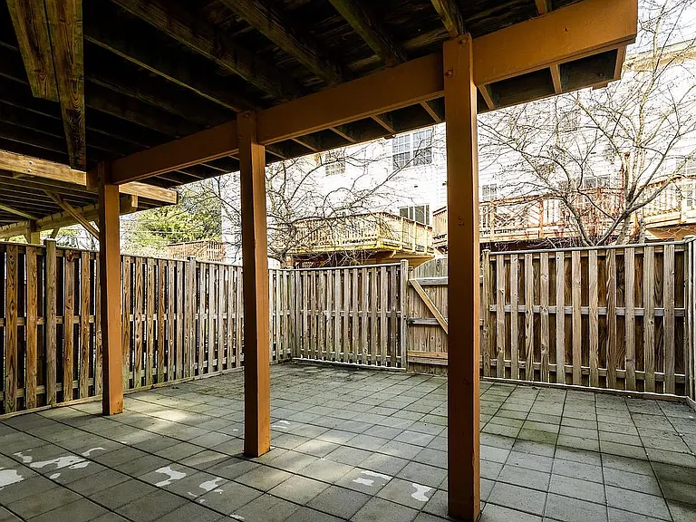 2507 James Maury Dr — Photo 27