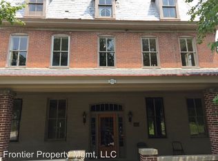 702 6th St APT 10, Boonville, MO 65233