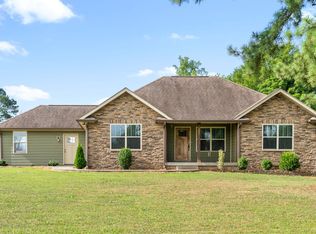 30 Adams Dr, Tennessee Ridge, TN 37178