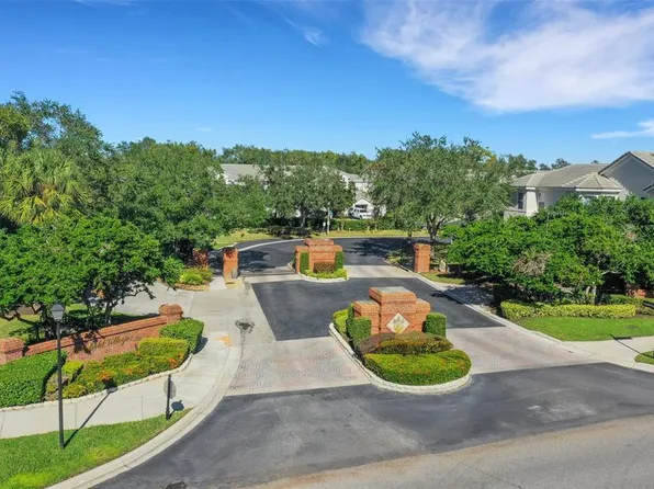 530 Grasslands Village Cir, Lakeland, FL 33803