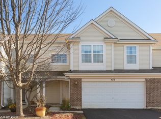 672 Lancaster Dr, Hampshire, IL 60140