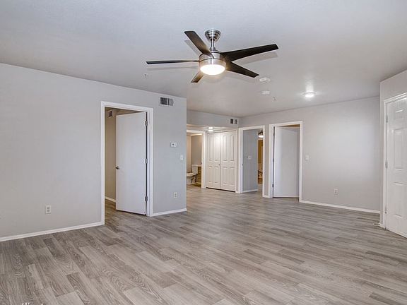 2nd image of 36 E Vaughn Ave #8092788