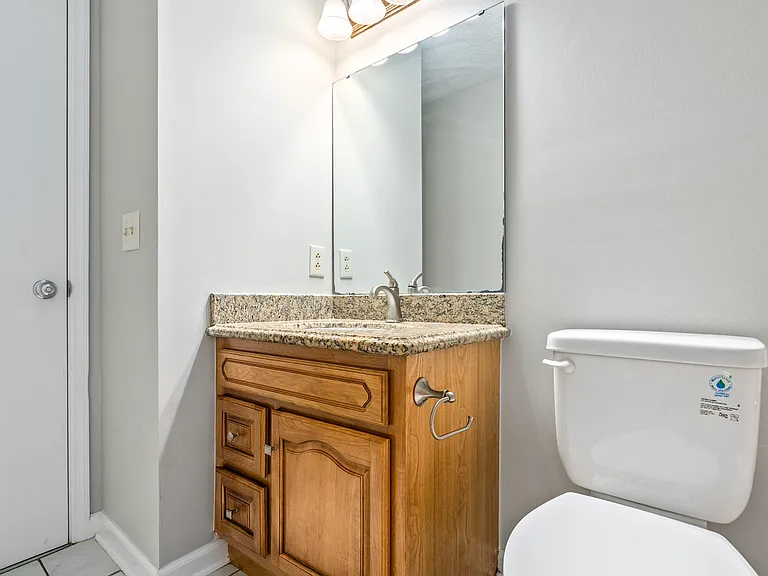 1309 Sanders St — Photo 14