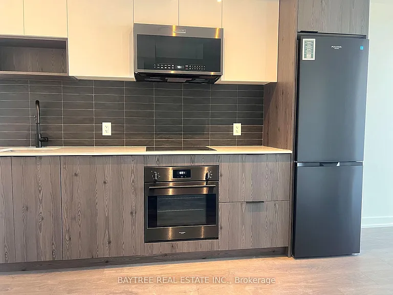 5 Defries St #2101 — Photo 4