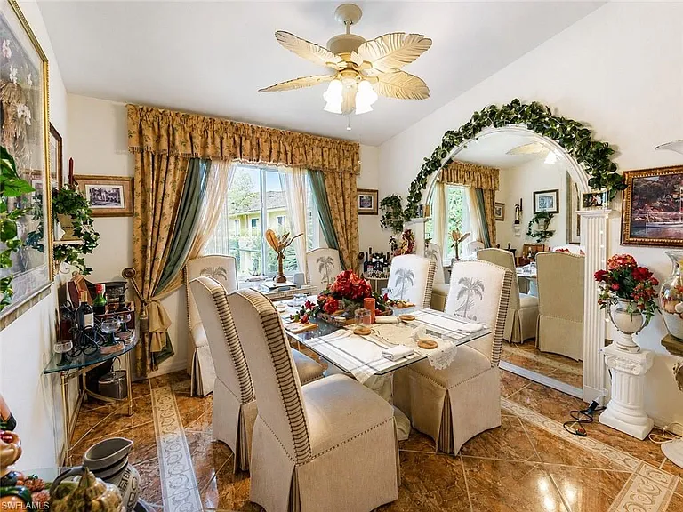 8294 Key Royal Cir #1631 — Photo 7