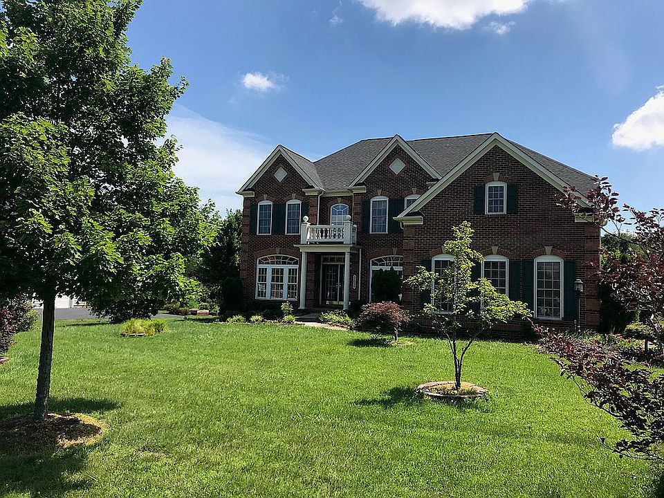 1st image of 22050 Auction Barn Dr