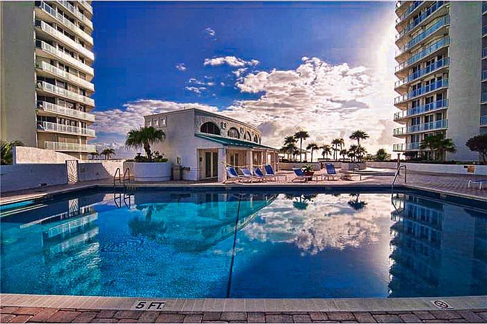 1st image of 16445 Collins Ave APT 622