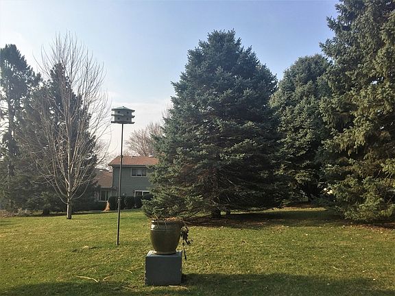 3rd image of 1508 Burleigh St