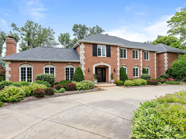 18 Polo Dr, South Barrington, IL 60010