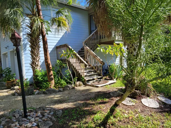 3008 Poinciana Cir, Sanibel, FL 33957