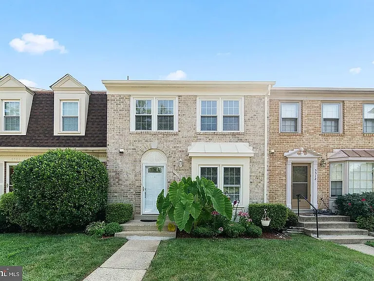 5510 La Cross Ct — Photo 1