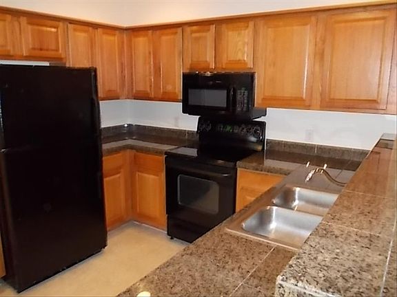 Kitchen with Granite