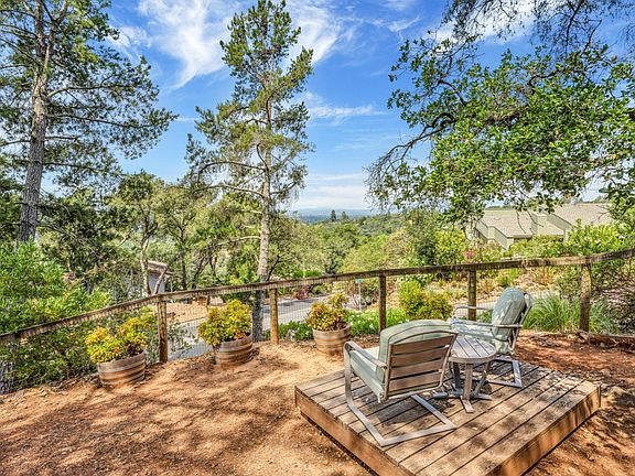 4th image of 3600 Holly Ridge Drive