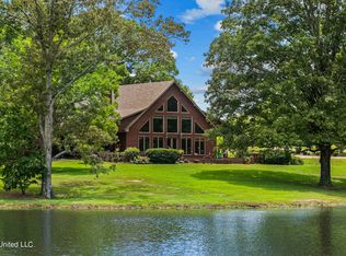 1255 N Chapel Hill Rd, Raymond, MS 39154