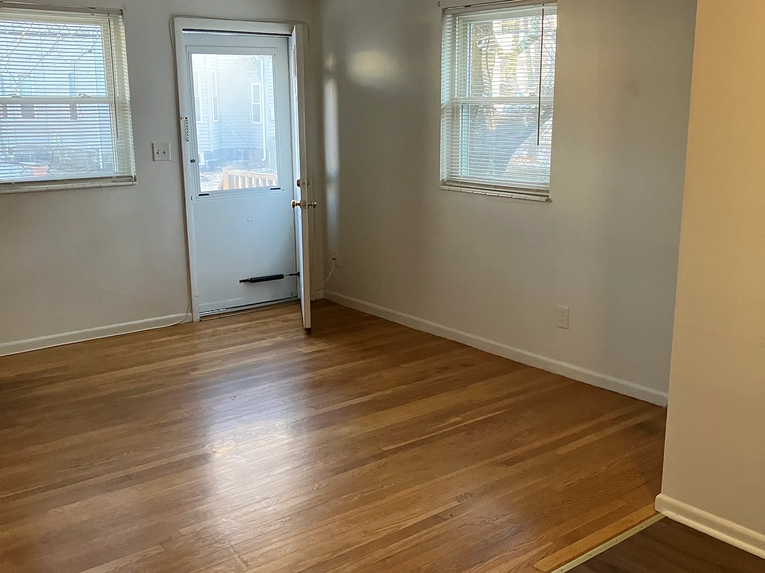 1 bed, 588 sqft, $2,000 — Photo 3