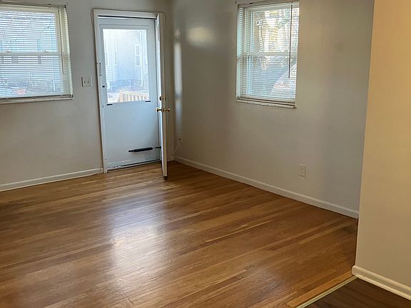 3rd image of 12 Prospect Street Ave APT 1