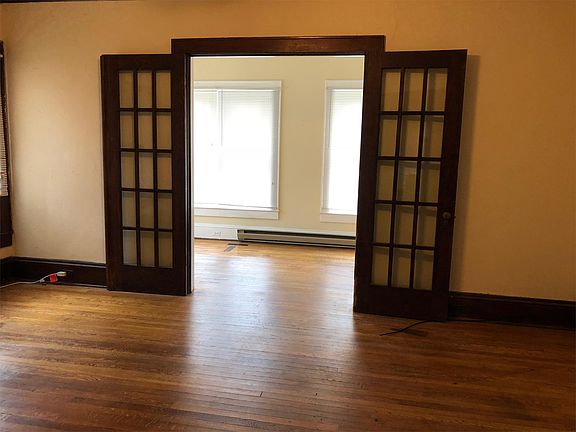 3rd image of 1034 12th Ave #1