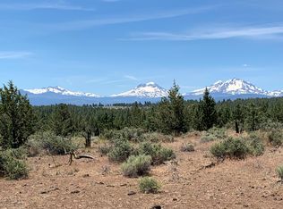 17180 Wilt Rd, Sisters, OR 97759