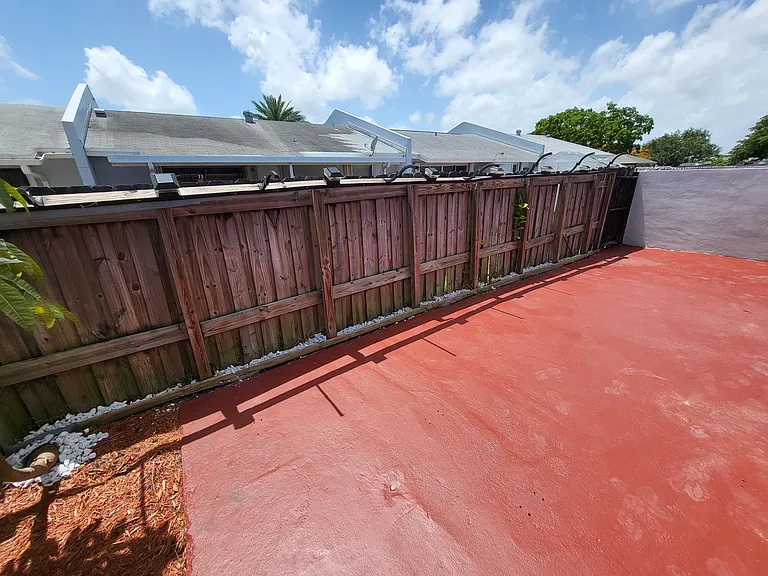 10345 SW 209th Ln — Photo 17