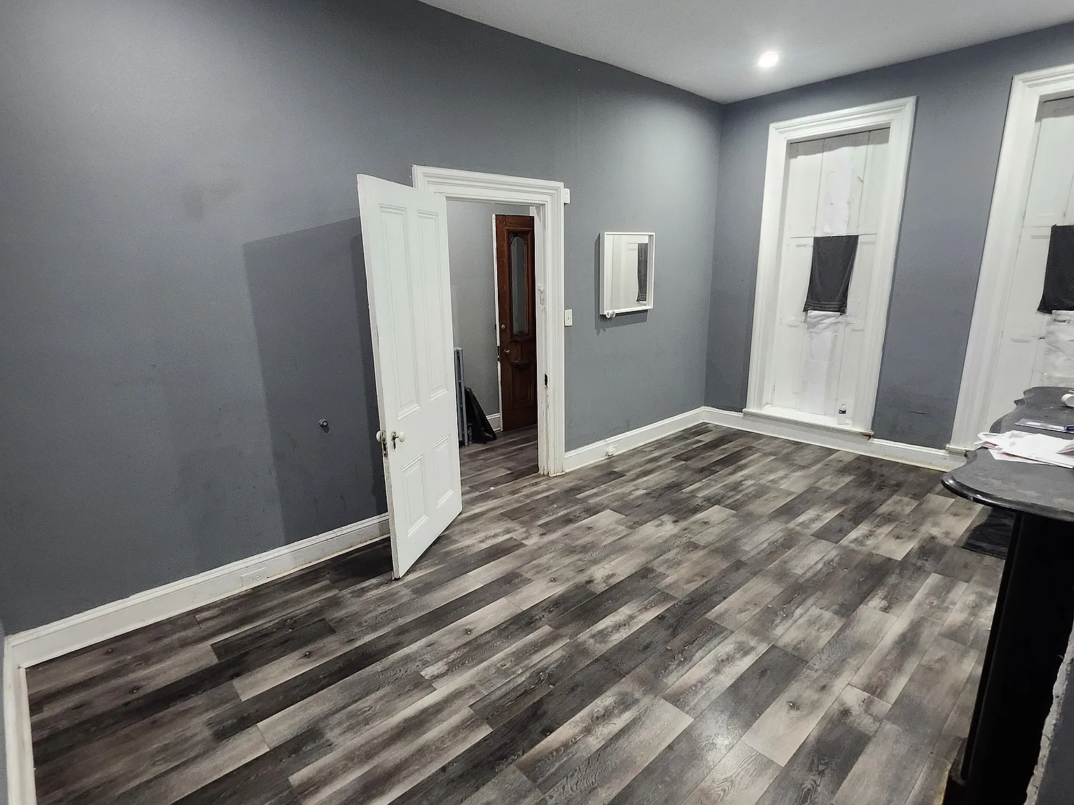 1411 W Lombard St — Photo 2
